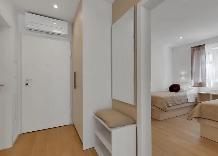 Roza, Prekrasni Novi S Parkingom Apartament