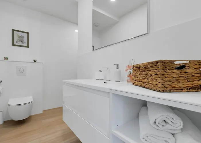 Appartement Roza, Prekrasni Novi S Parkingom